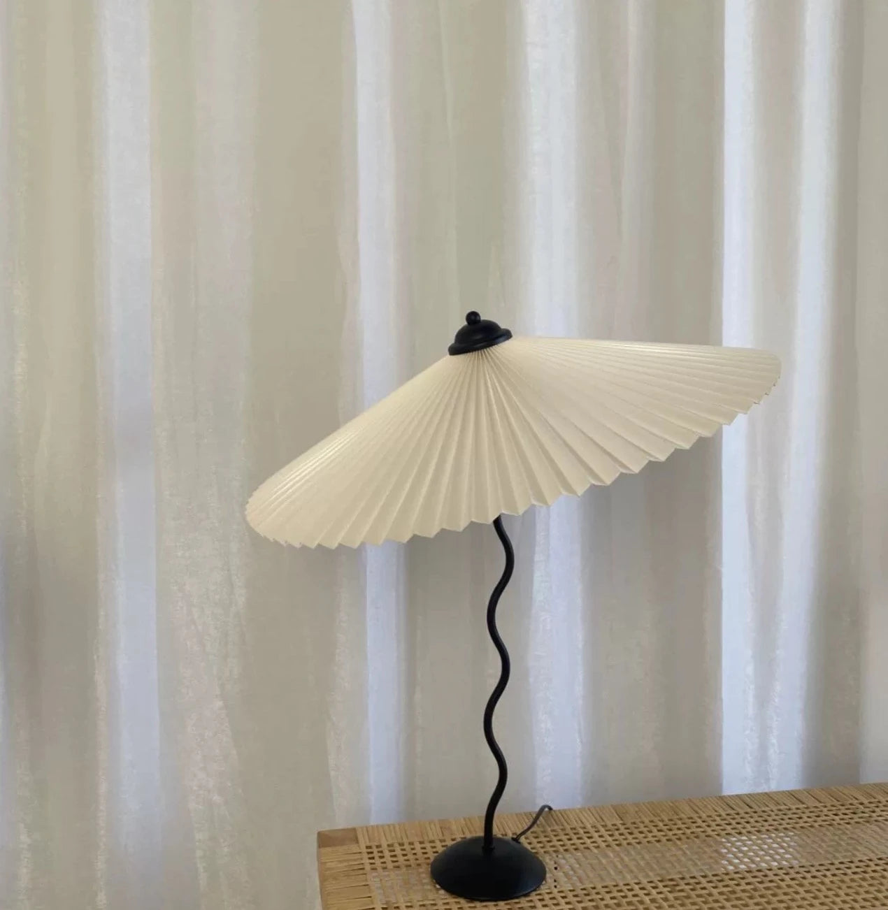 Iron base wavy table lamp with pleated shade, modern design, various colors, Domus Forge.