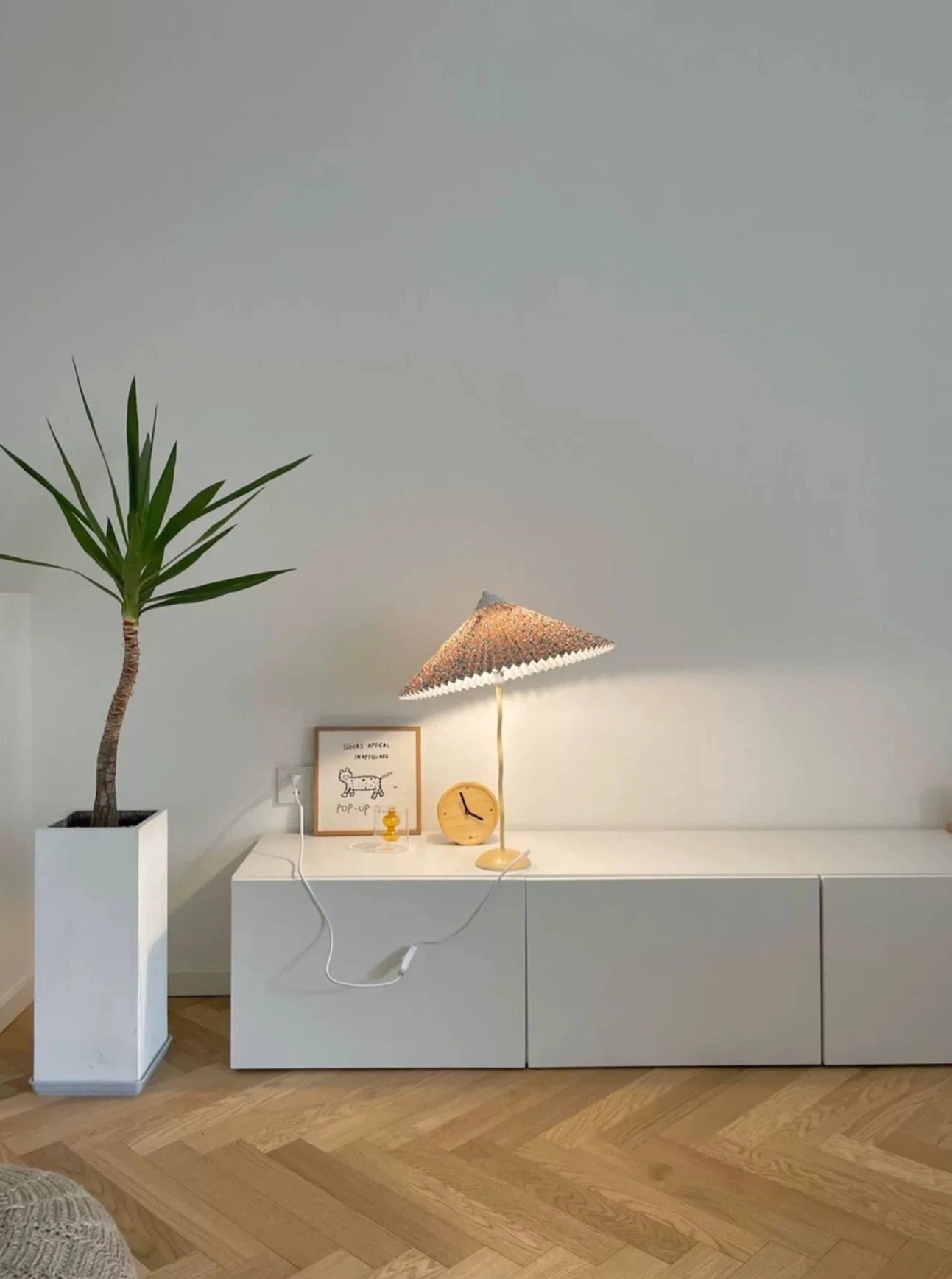 Iron base wavy table lamp with pleated shade, modern design, various colors, Domus Forge.