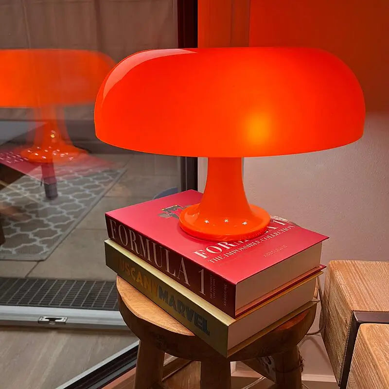 Bright modern acrylic table lamp in mushroom shape, available in various colorways - Domus Forge