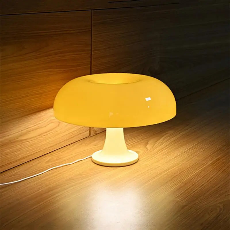 Bright modern acrylic table lamp in mushroom shape, available in various colorways - Domus Forge