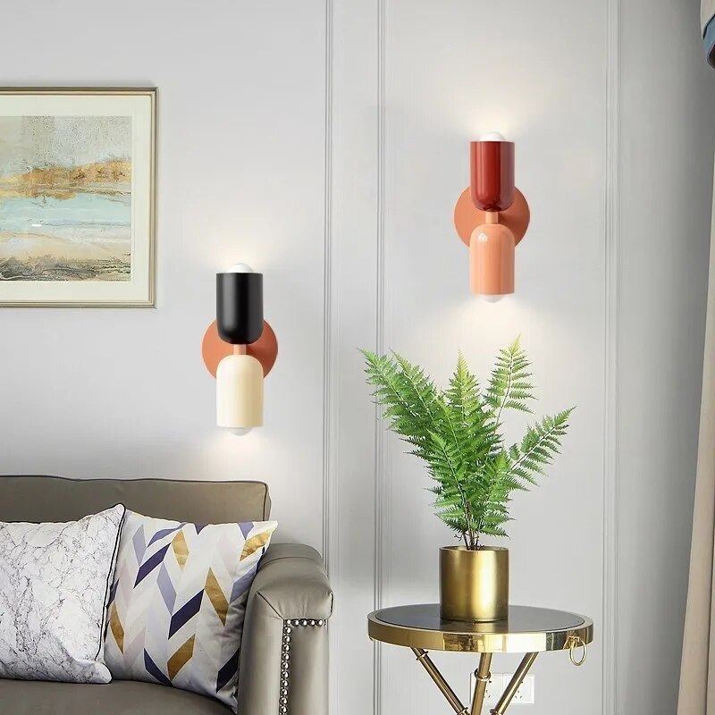 Eva Sconce