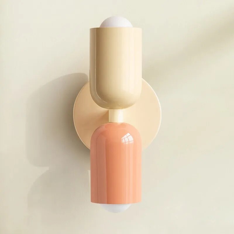 Eva Sconce