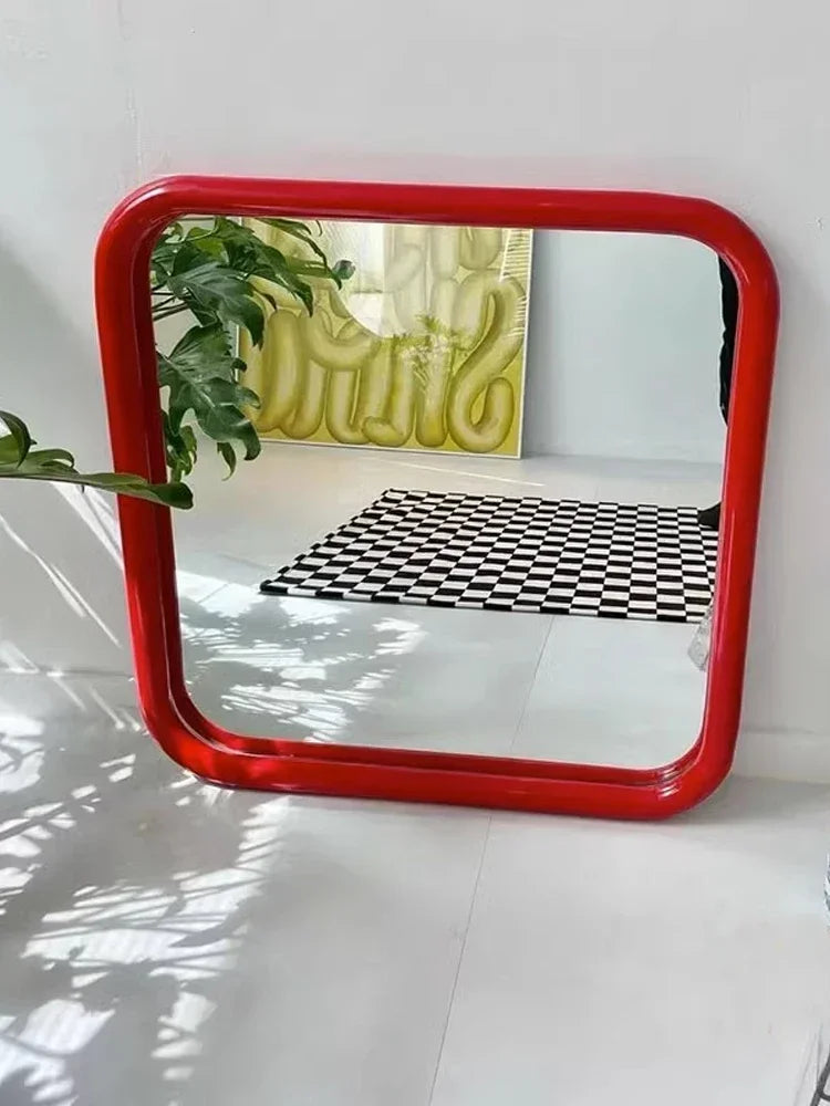 Uri Mirror – square mirror with rounded corners, vibrant colorways, and a retro-inspired design, available in small (60x60 cm) and large (80x80 cm) sizes.