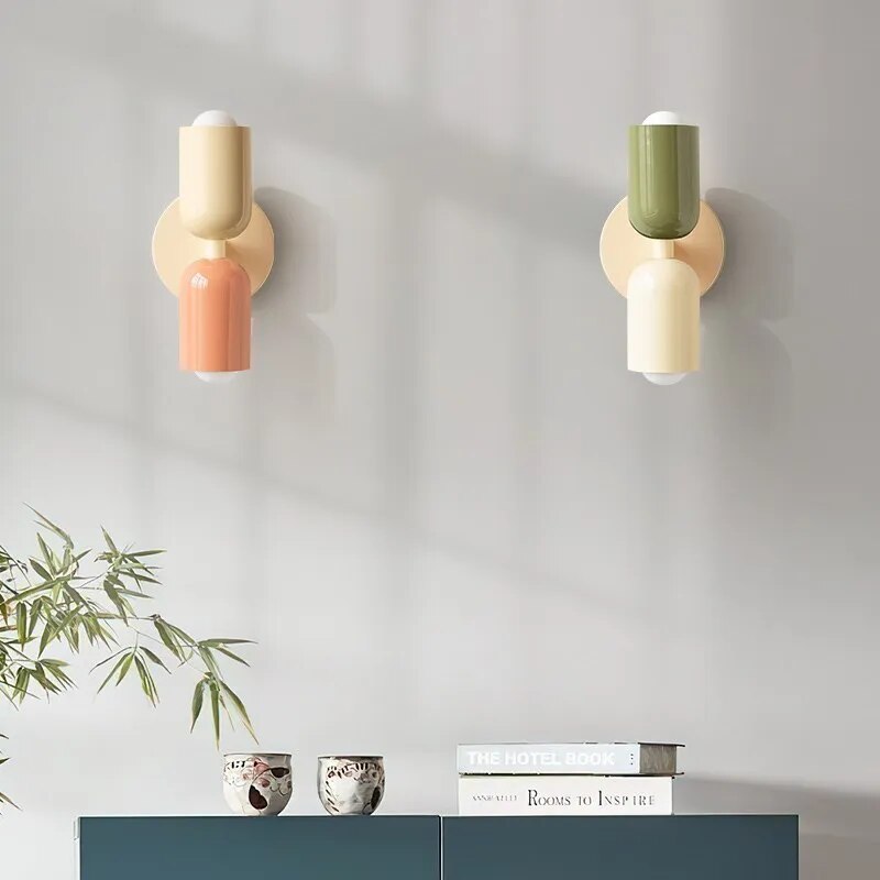 Eva Sconce