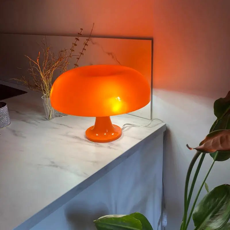 Bright modern acrylic table lamp in mushroom shape, available in various colorways - Domus Forge