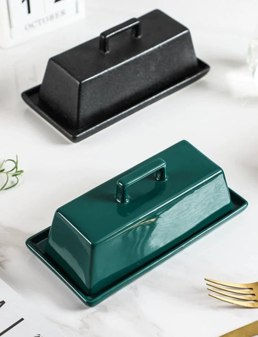 Ceramic butter dish in modern design, four colorways, sleek and glazed finish, Domus Forge.