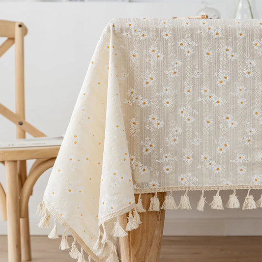 Victoria Daisy Tablecloth