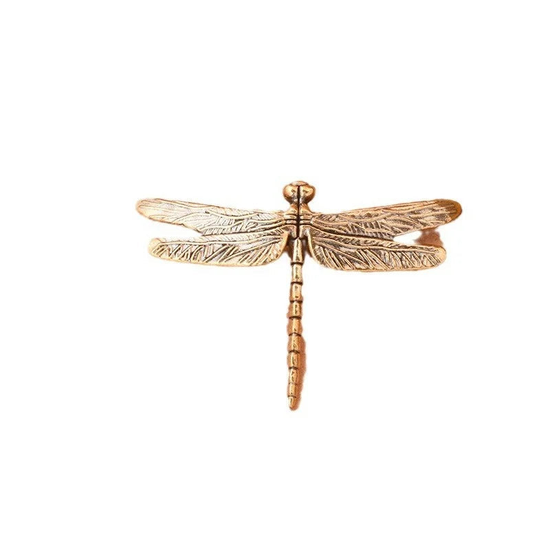 Jasper Dragonfly Decorative Object – vintage-inspired small decorative piece capturing the delicate beauty of a dragonfly, perfect for coffee tables, shelves, or nooks.