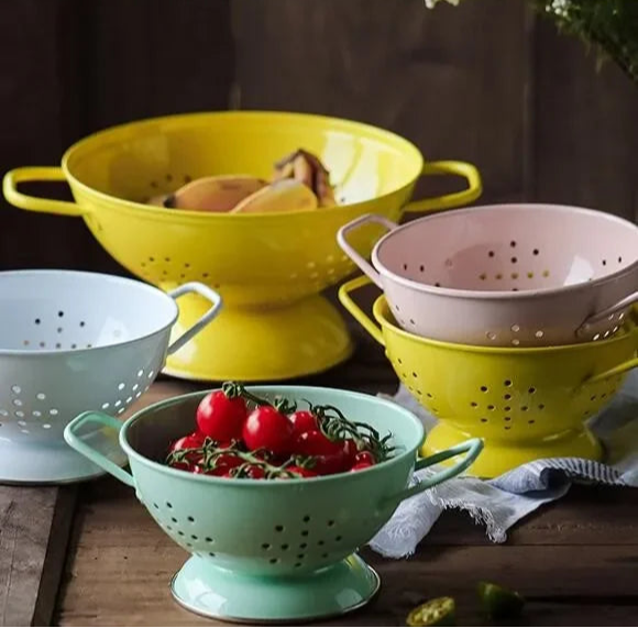 Harmon Colander – small metal colander in blue or white, designed for rinsing fruits, vegetables, and pasta, combining durability with a sleek, modern aesthetic.