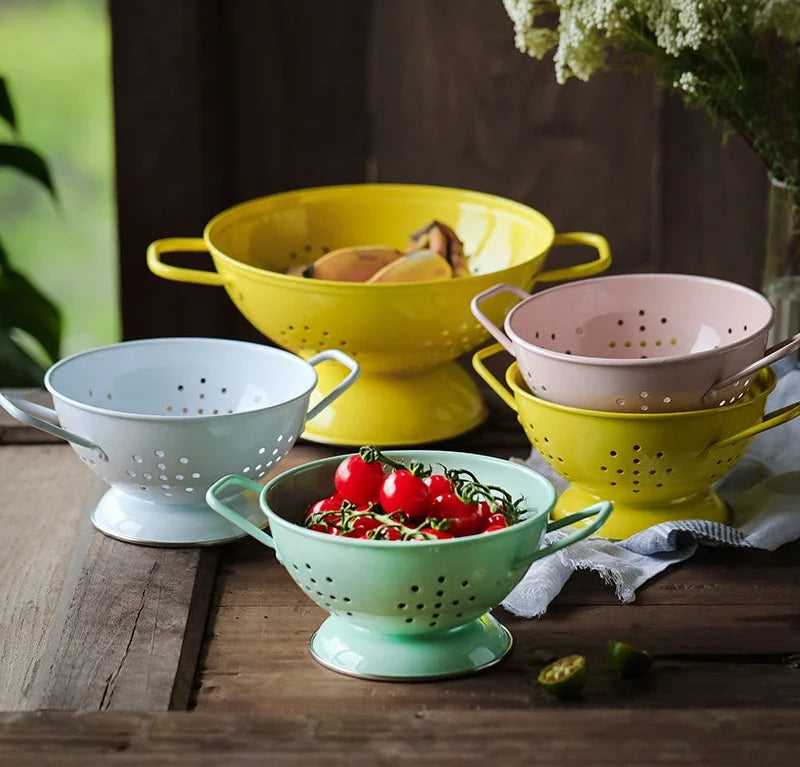 Harmon Colander – small metal colander in blue or white, designed for rinsing fruits, vegetables, and pasta, combining durability with a sleek, modern aesthetic.