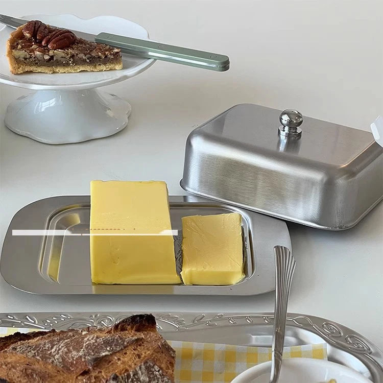 Reese Butter Dish – sleek stainless steel butter dish with a minimalist design, perfect for keeping butter fresh and adding elegance to your table.